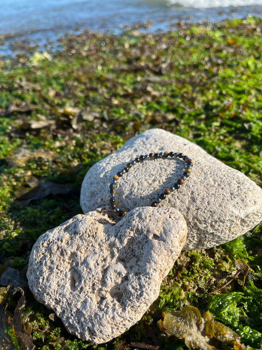 bracelet œil de tigre ,hématite, obsidienne 4mm